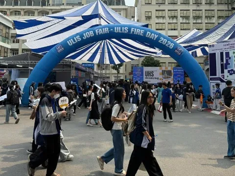 Ngày hội việc làm giúp học sinh, sinh viên phát triển toàn diện