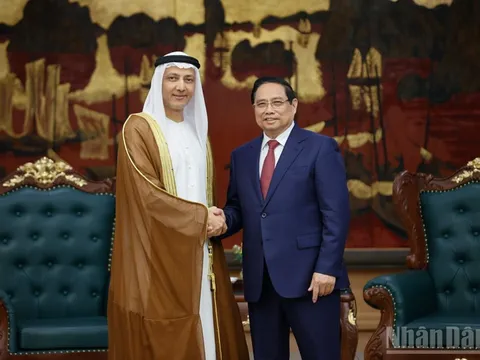 Thúc đẩy UAE cung cấp dầu khí cho Việt Nam theo nhu cầu, tăng cường kết nối 2 nền kinh tế