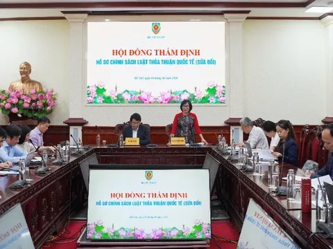 Thiết kế cơ chế phân cấp, phân quyền hợp lý, gắn với trách nhiệm