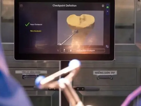 Mở rộng cơ hội phẫu thuật thay khớp gối bằng robot với chi phí hợp lý
