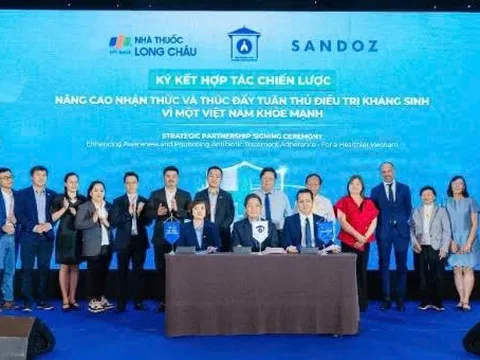 Hợp tác nâng cao nhận thức và thúc đẩy tuân thủ điều trị kháng sinh trong cộng đồng