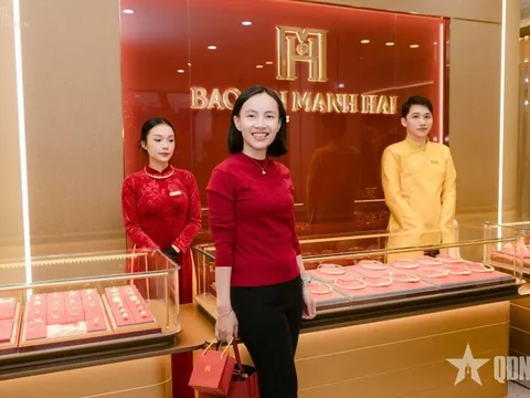 Giá vàng hôm nay (18-4): Giá vàng trong nước và thế giới tăng, giảm trái chiều