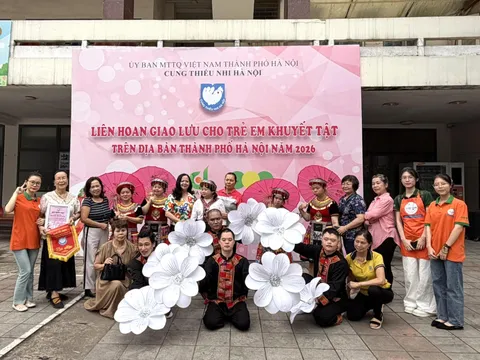 Thắp sáng ước mơ, khơi dậy nghị lực cho trẻ em khuyết tật Thủ đô