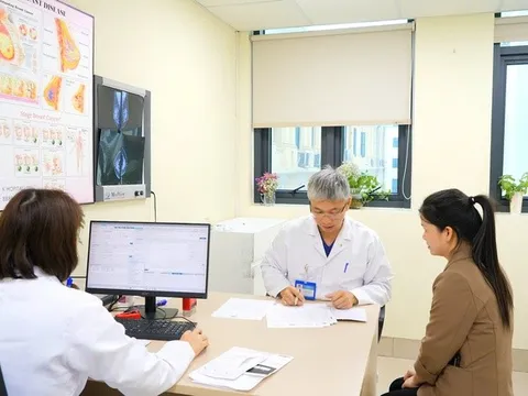 Mỗi năm Việt Nam ghi nhận hơn 25.000 ca mắc mới ung thư vú