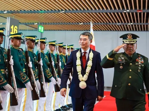 Thủ tướng Lê Minh Hưng tới Philippines tham dự Hội nghị Cấp cao ASEAN 48