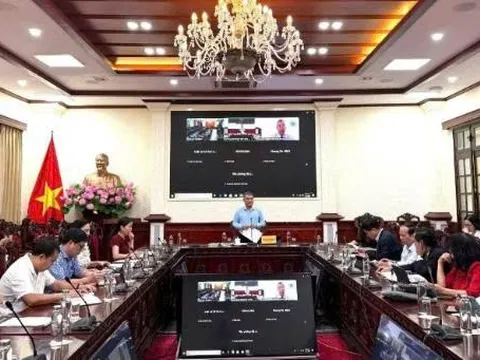Hoàn thiện khái niệm bản lĩnh chính trị của luật sư