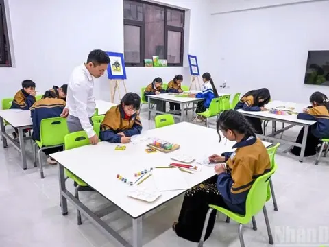 Nỗ lực hoàn thành trường nội trú liên cấp tại xã biên giới đúng tiến độ để đón năm học mới