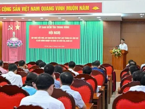 Cập nhật quy định mới của pháp luật và bồi dưỡng nghiệp vụ công tác kiểm tra, giám sát