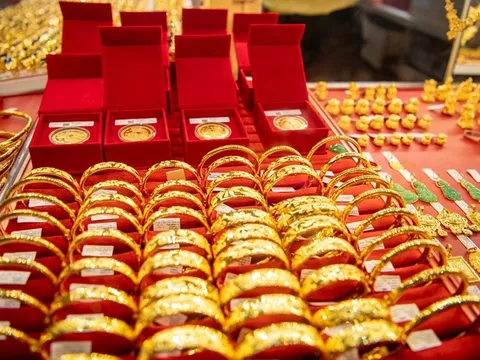 Giá vàng hôm nay (3-6): Chưa ngừng sụt giảm