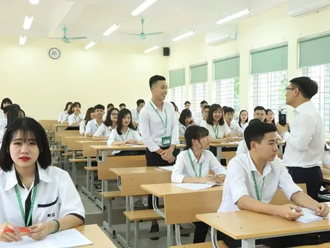 Chuẩn hóa việc biên soạn, ban hành chương trình các môn học bắt buộc ở bậc đại học