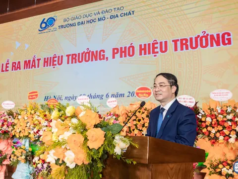 Trường Đại học Mỏ - Địa chất ra mắt Ban Giám hiệu nhiệm kỳ mới, mở ra giai đoạn phát triển mới