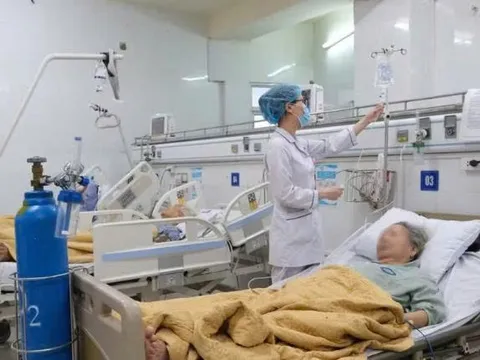 Đột quỵ xuất huyết não và những dấu hiệu ban đầu dễ bị bỏ qua ở người cao tuổi