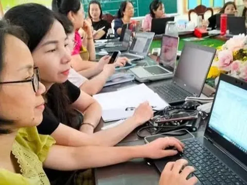 Tích cực triển khai học bạ số
