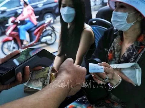 Hà Nội: Từ ngày 1-7, vé tháng giấy không còn giá trị sử dụng trên các tuyến xe buýt có trợ giá
