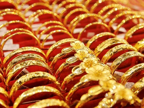 Giá vàng hôm nay (27-6): Bật tăng