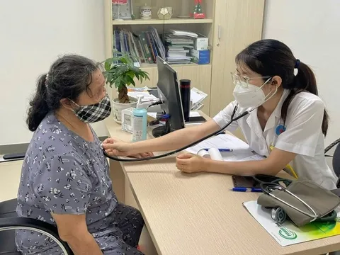 Không phải mọi trường hợp khám, chữa bệnh ngoại trú trái tuyến đều được bảo hiểm y tế chi trả 50%