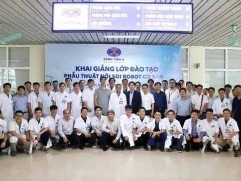 Đào tạo, nâng cao trình độ phẫu thuật nội soi robot trong điều trị ung thư
