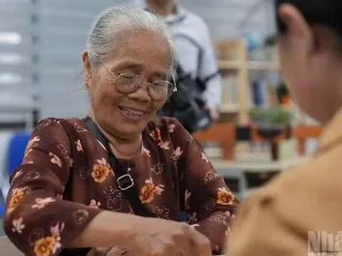 Bước chuyển mạnh mẽ trong chính sách dân số