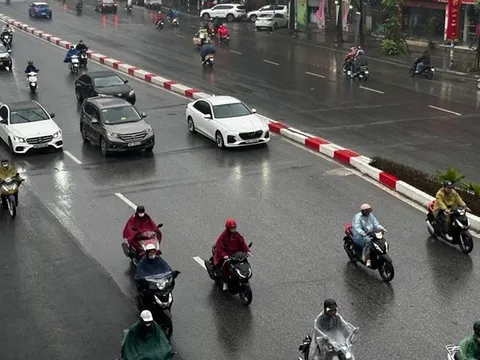 Thời tiết hôm nay (7-7): Mưa dông rải rác, nhiệt độ cao nhất 35 độ C