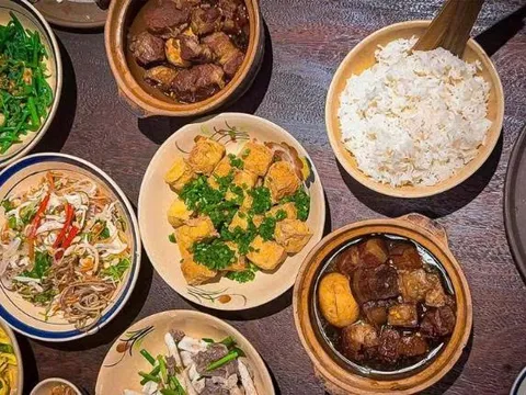 Hành trình khám phá ẩm thực Việt Nam của du khách quốc tế