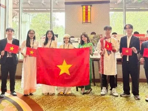 Đội tuyển Việt Nam giành huy chương vàng tin học văn phòng thế giới