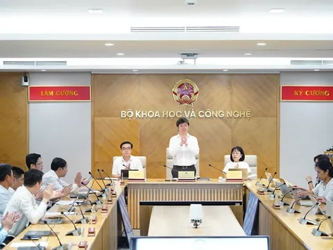 Thúc đẩy khoa học, công nghệ, đổi mới sáng tạo và chuyển đổi số