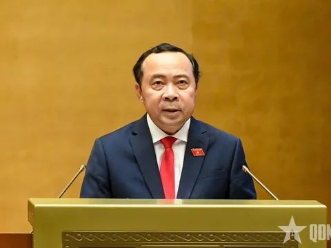 Quốc hội nghe báo cáo sửa các luật trong lĩnh vực viễn thông