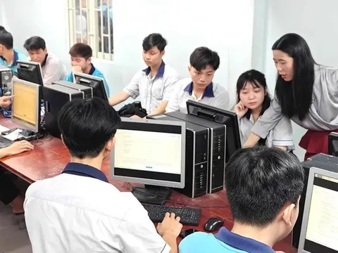 Đề xuất quy định về kiến thức chương trình THPT trong chương trình giáo dục trung học nghề