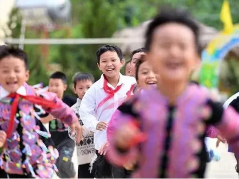 Chương trình "Chia sẻ cùng thầy cô" năm 2026 sẽ tổ chức school tour chủ đề "Lớp học reo vui"