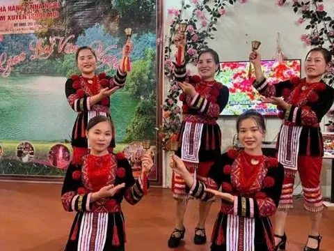 Thêm sinh kế cho phụ nữ từ du lịch cộng đồng