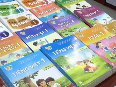Bộ Giáo dục và Đào tạo yêu cầu bảo đảm đủ sách giáo khoa trước 30/8