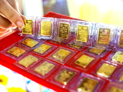 Giá vàng hôm nay (17-9): Vàng trong nước bật tăng, vàng thế giới giảm