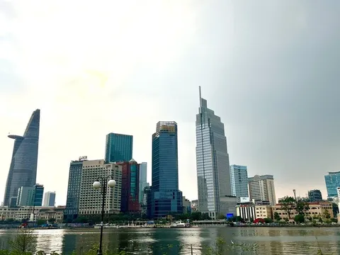 Phó Thủ tướng Nguyễn Văn Thắng: Khẩn trương đưa Trung tâm Tài chính quốc tế vào vận hành