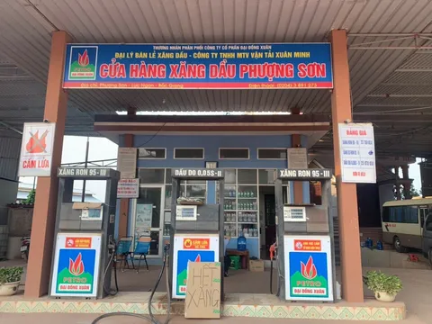 Sẽ đình chỉ lãnh đạo QLTT nếu để thiếu xăng