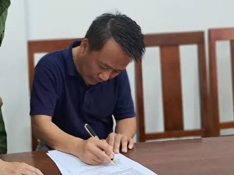 Chủ doanh nghiệp “mua bán trái phép hoá đơn” bị lừa chạy án