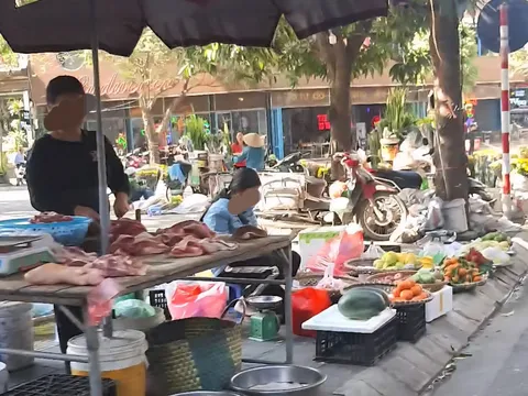 Quyết liệt dẹp bỏ chợ "cóc", tụ điểm kinh doanh tự phát và lò mổ nhỏ lẻ
