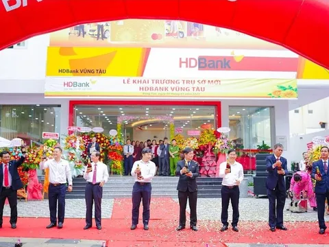 Một chi nhánh ngân hàng ở Vũng Tàu còn tồn tại, hạn chế trong cấp tín dụng và mua trái phiếu doanh nghiệp