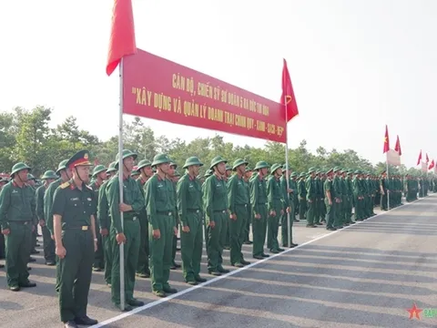 Trợ cấp một lần cho sĩ quan làm nghề nặng nhọc, độc hại, nguy hiểm khi thôi phục vụ tại ngũ được thực hiện thế nào?
