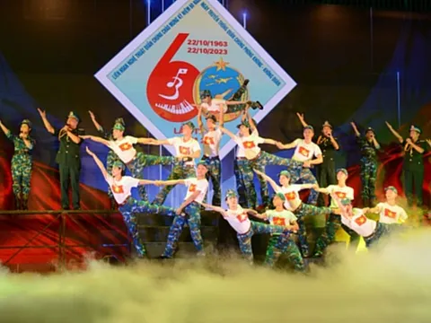 Thắp sáng tình yêu bầu trời Tổ quốc