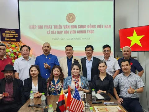 Hiệp hội Phát triển Văn hóa Cộng đồng Việt Nam (VCCDA) tổ chức lễ kết nạp hội viên