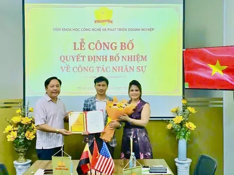 Ông Văn Công Sinh làm Chủ tịch Hội đồng Cố vấn Đầu tư Chiến lược Tài chính