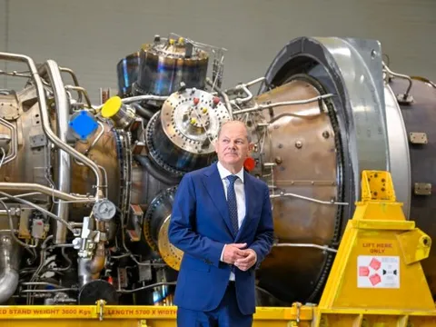Thủ tướng Đức Olaf Scholz kêu gọi Nga nhận lại tuabin bơm khí đốt