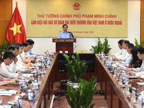 Thủ tướng làm việc với hệ thống thương vụ Việt Nam tại 176 thị trường nước ngoài