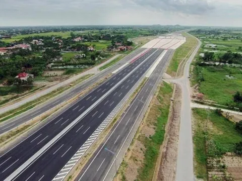 Bộ GTVT: Sẽ hoàn thành hơn 170km đường Hồ Chí Minh vào năm 2025