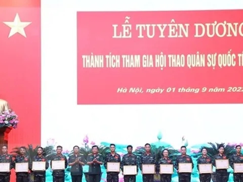 Tuyên dương các tập thể, cá nhân có thành tích xuất sắc tại Army Games