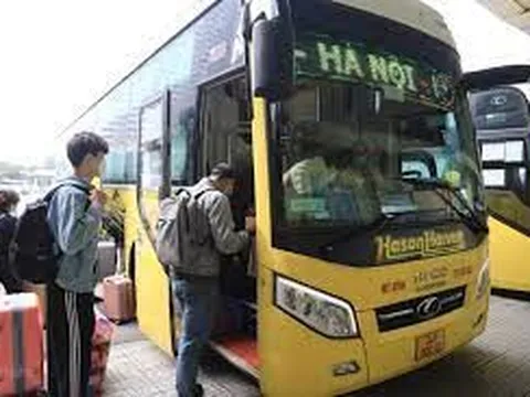 Nhiều loại hình vận tải đã giảm giá cước sau khi xăng dầu ‘hạ nhiệt’
