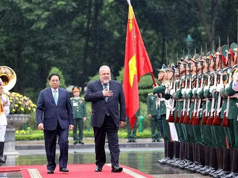 Thủ tướng chủ trì lễ đón Thủ tướng Cuba thăm hữu nghị chính thức VN