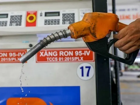 Giá xăng dầu hôm nay (2-11): Tiếp đà tăng