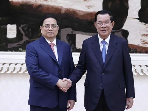 Thủ tướng Chính phủ Phạm Minh Chính hội đàm với Thủ tướng Samdech Techo Hun Sen