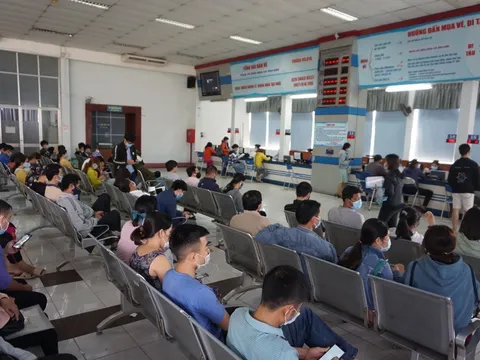 Ngành Đường sắt bổ sung thêm 3.000 vé tàu đi miền Trung trong dịp Tết